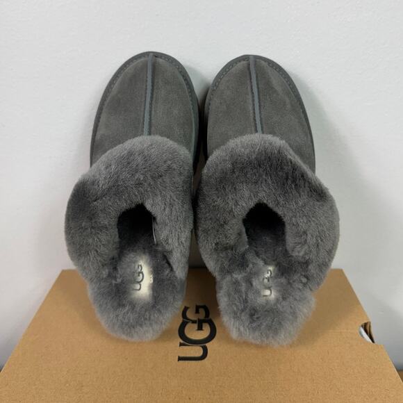 New UGG Women's Disquette Slipper in Charcoal Suede Size 7 - Picture 2 of 9